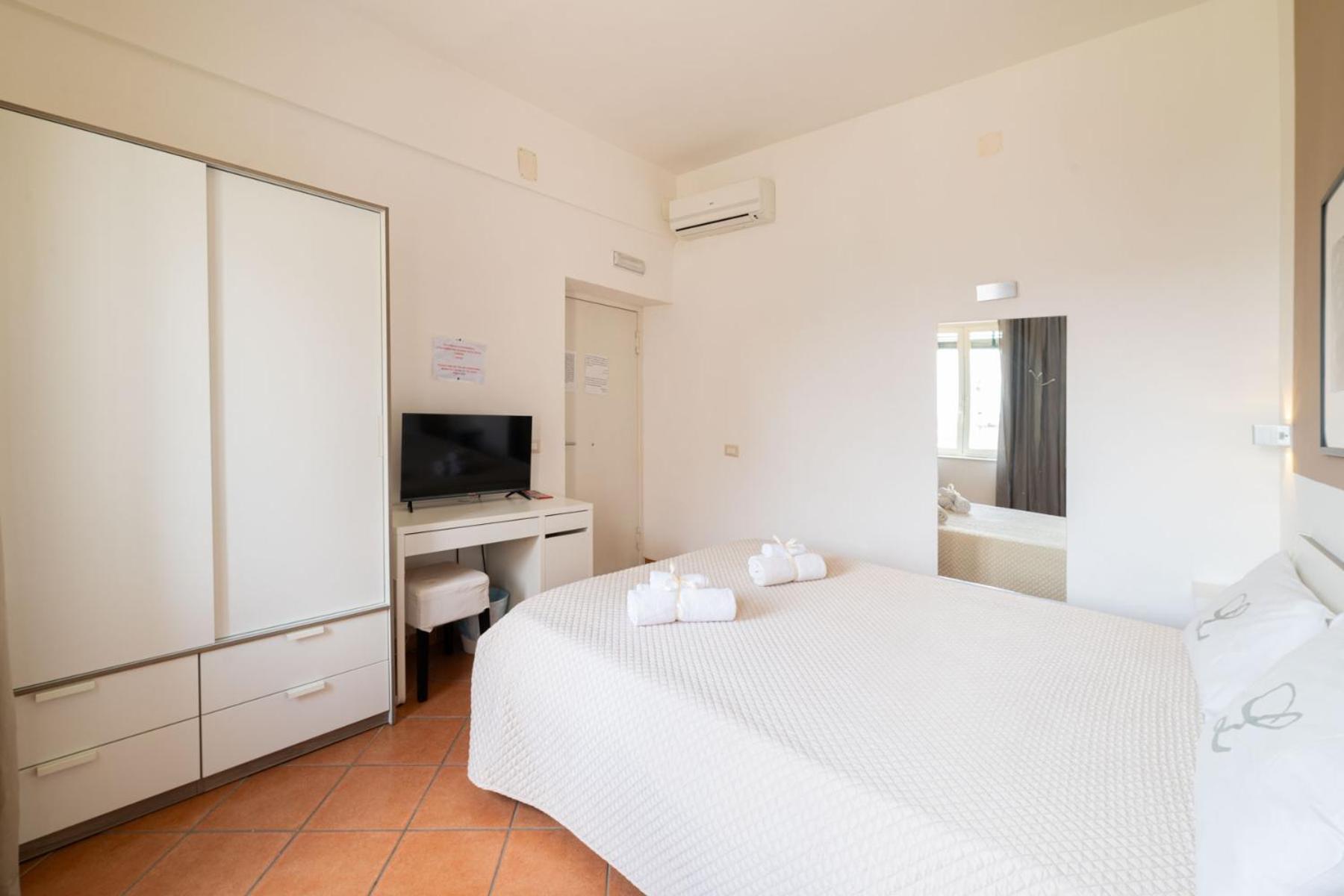 Appartement Laloren By Domusextra Naples